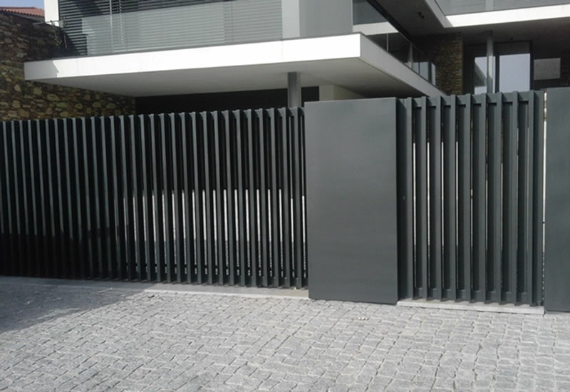Portão Exterior